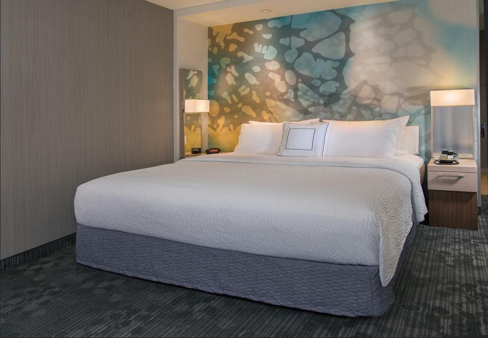 Courtyard By Marriott Ville de Guatemala Extérieur photo