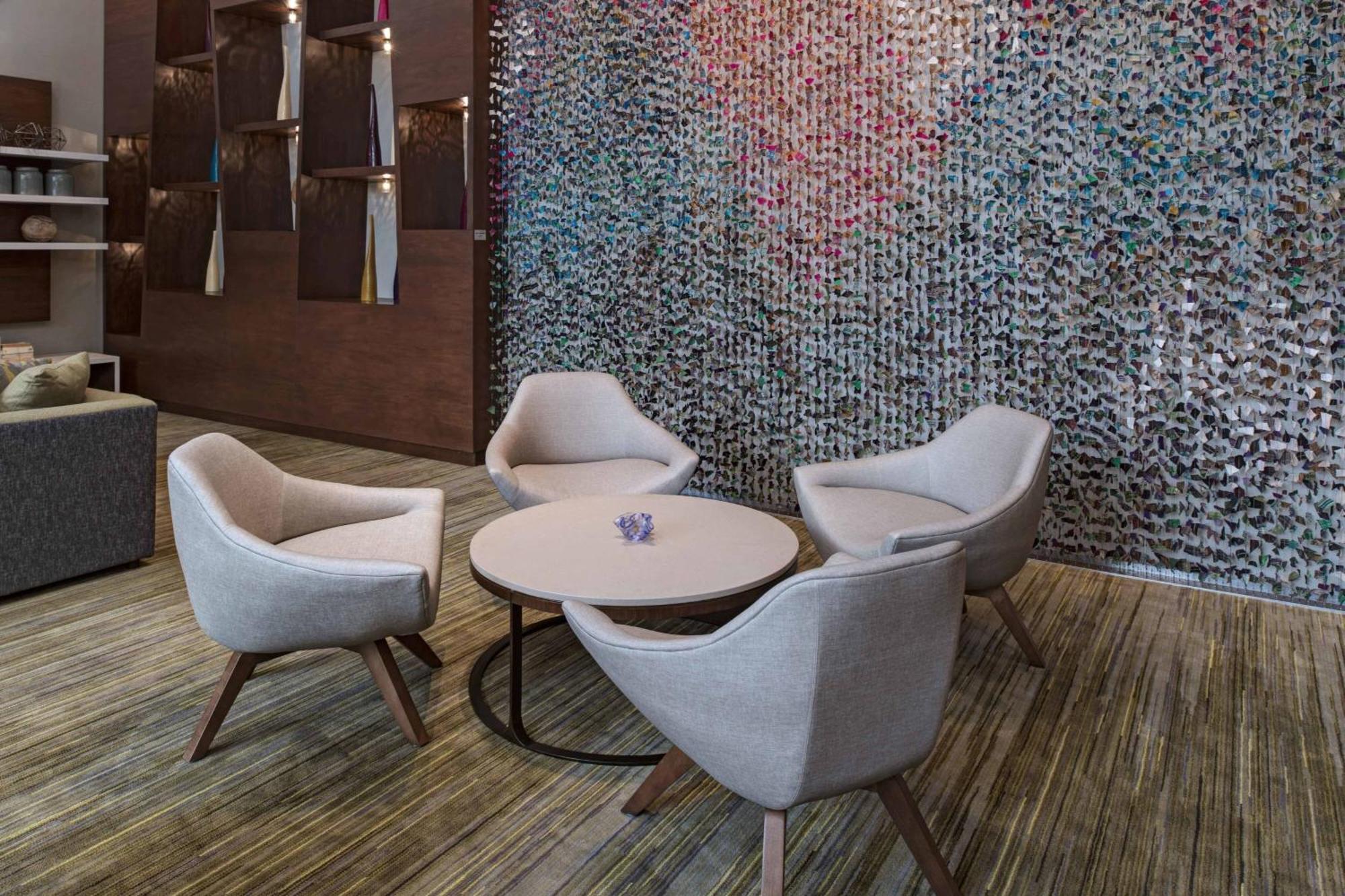 Courtyard By Marriott Ville de Guatemala Extérieur photo